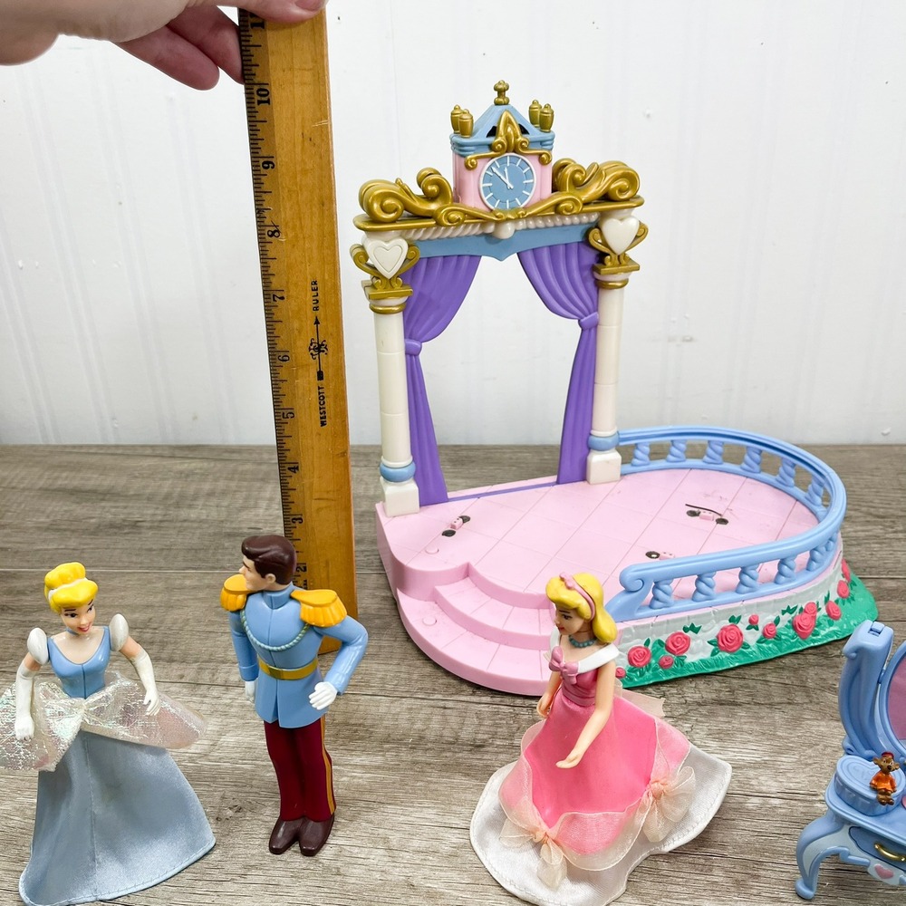 Disney Princess Cinderella Magic Dance Ballroom Playset Prince Charming Vanity - Picture 14 of 16